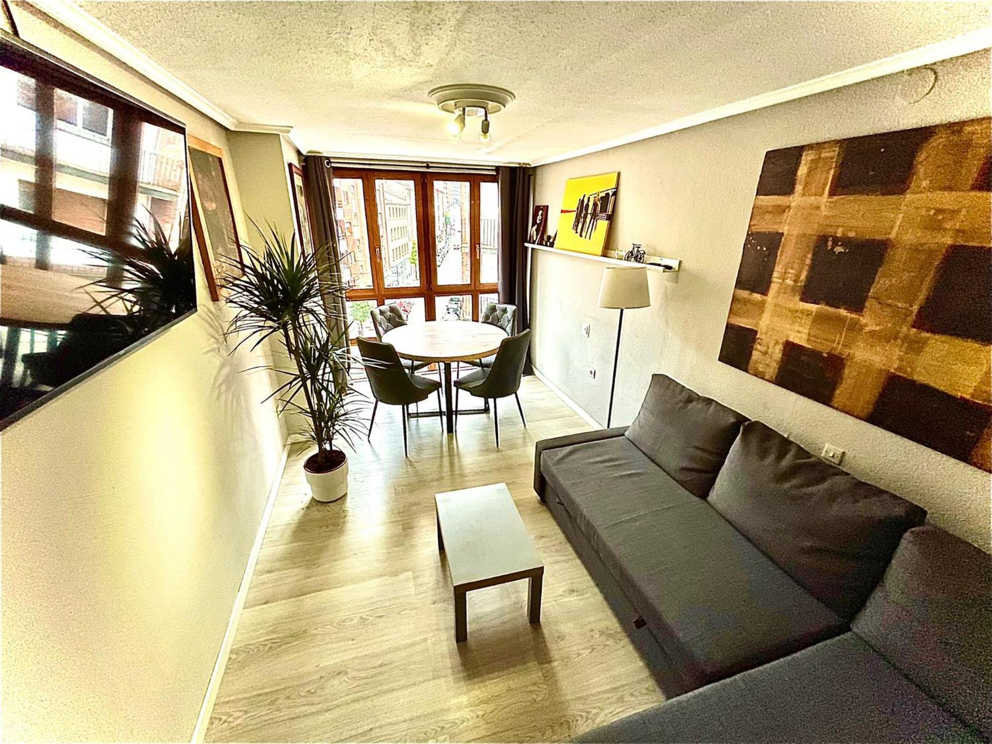 Paraguas Guesthouse Oviedo Zewnętrze zdjęcie